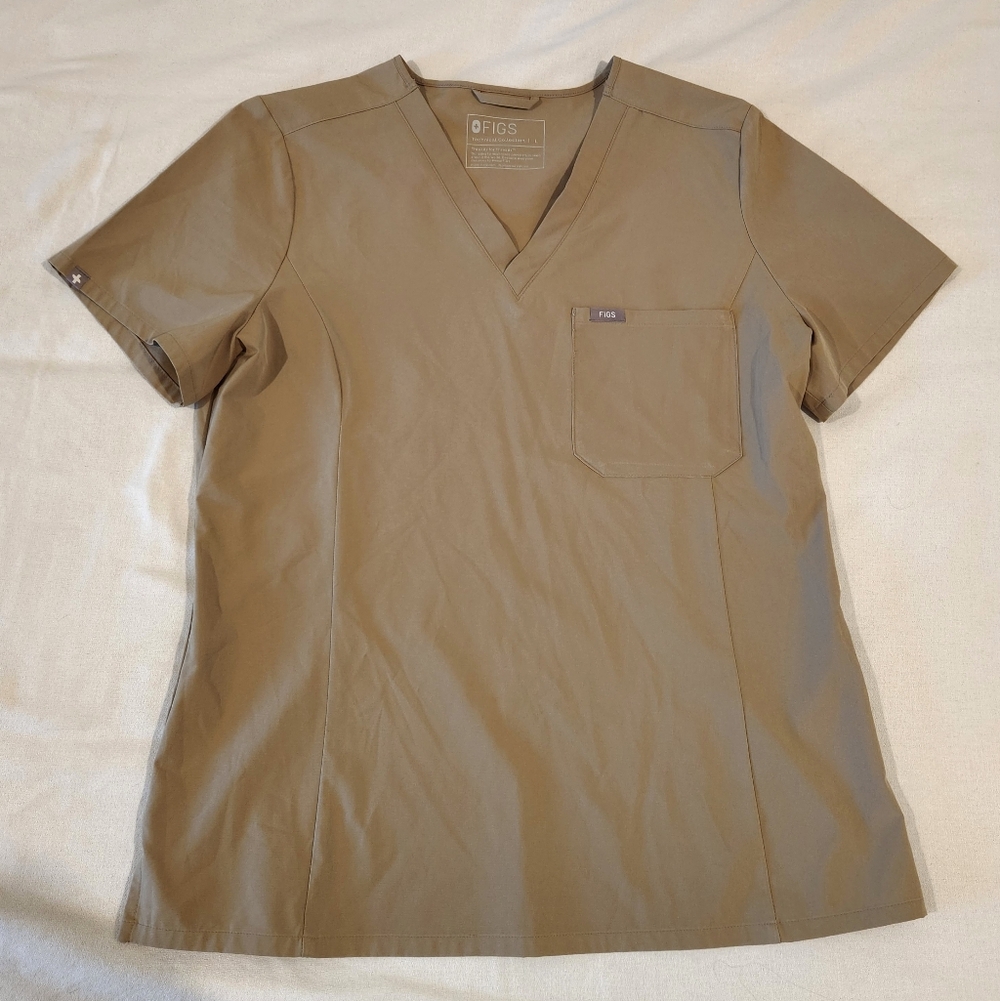 Figs Catarina One-Pocket Scrub Top - Latte Tan Khaki Size Large